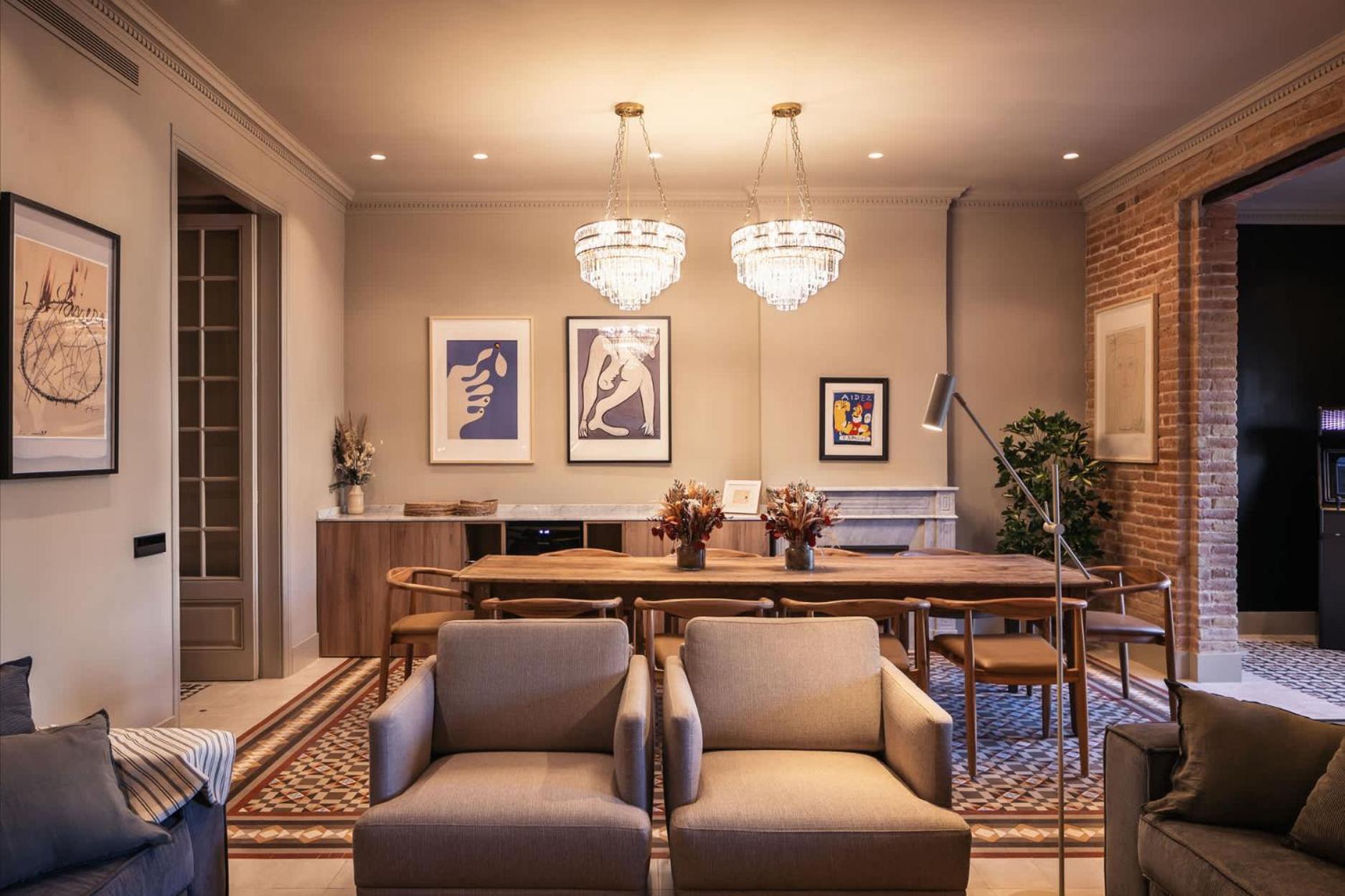 Apartment Lovely 6 Bedroom Flat In L'eixample